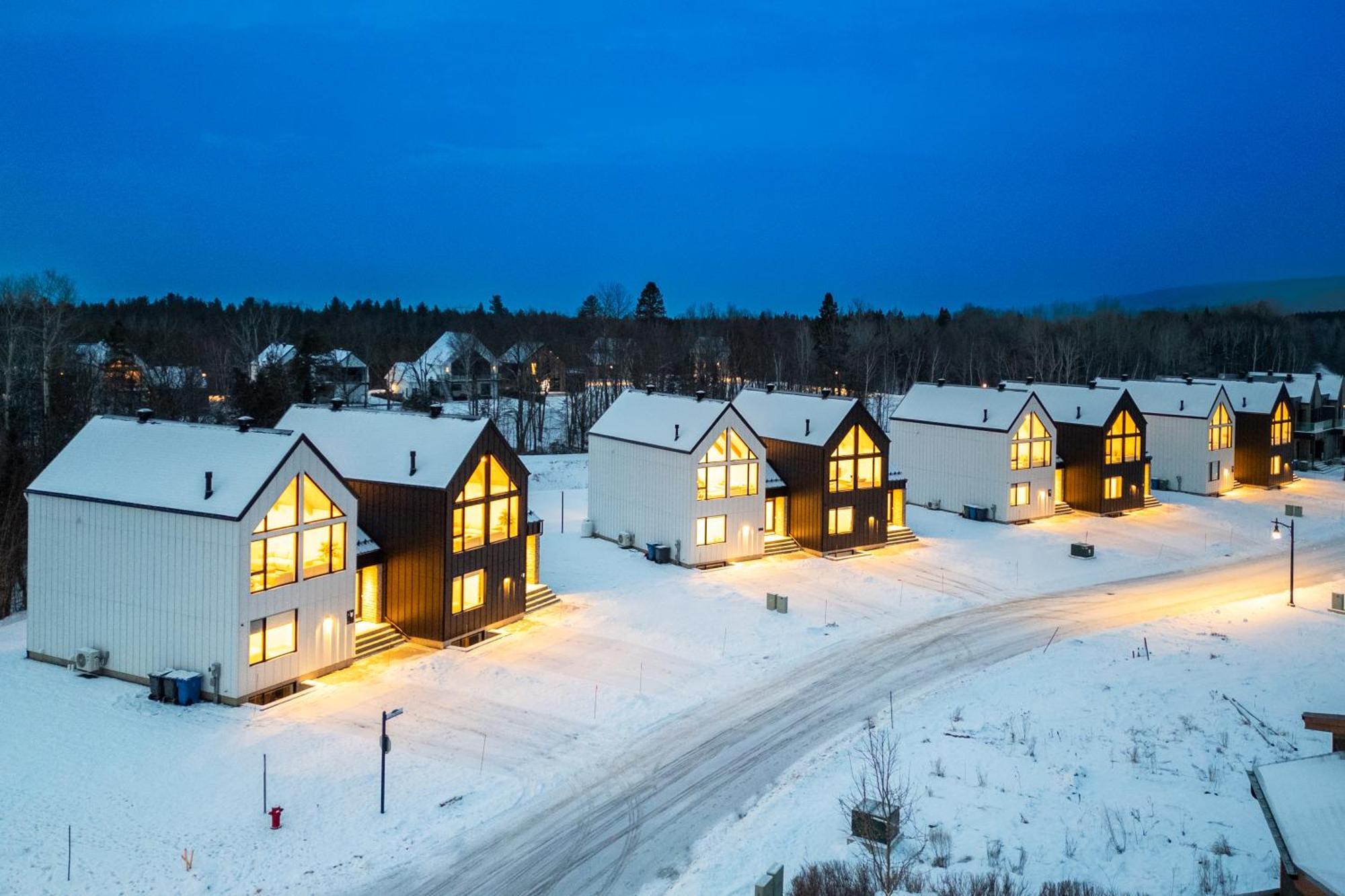 Sofa Villas Mont Sainte-Anne Beaupré Eksteriør bilde